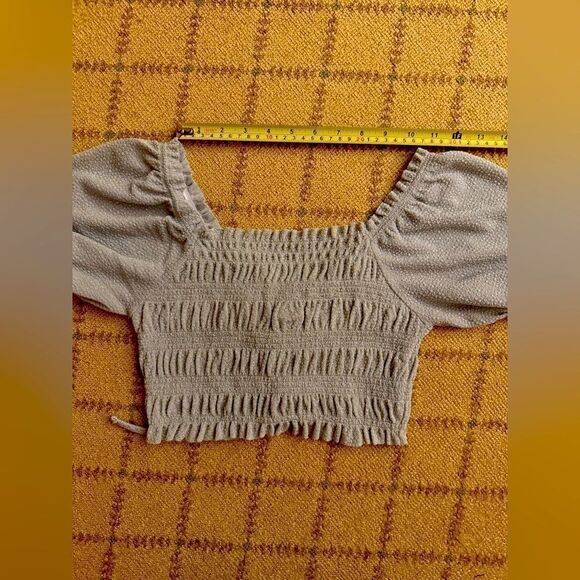 Urban Outfitters silver flecked  cropped top w smocking and puff sleeves S - Picture 7 of 10